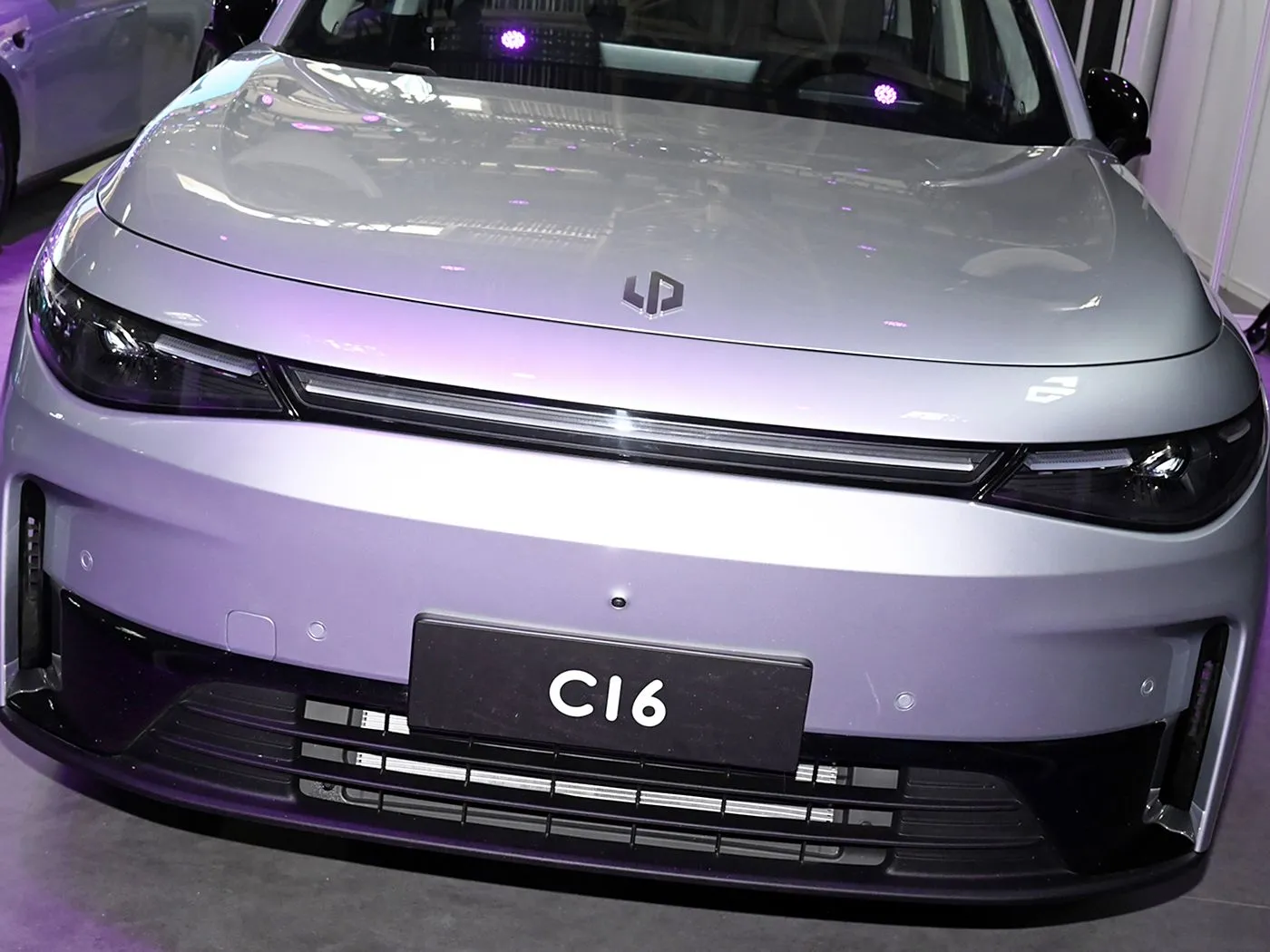 Leapmotor C16 5 porte 6 posti SUV EV 4WD Modalità di guida Sterzo a sinistra Elettrico e ibrido Carburante New Energy Auto