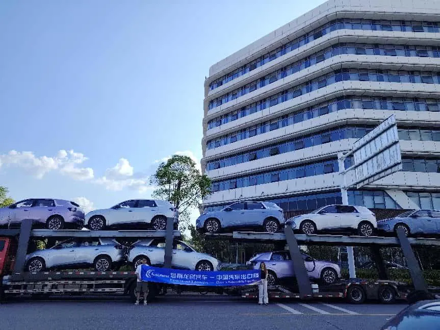 Hunan lancia il settore automobilistico: potenziare l’espansione globale con forti capacità di esportazione