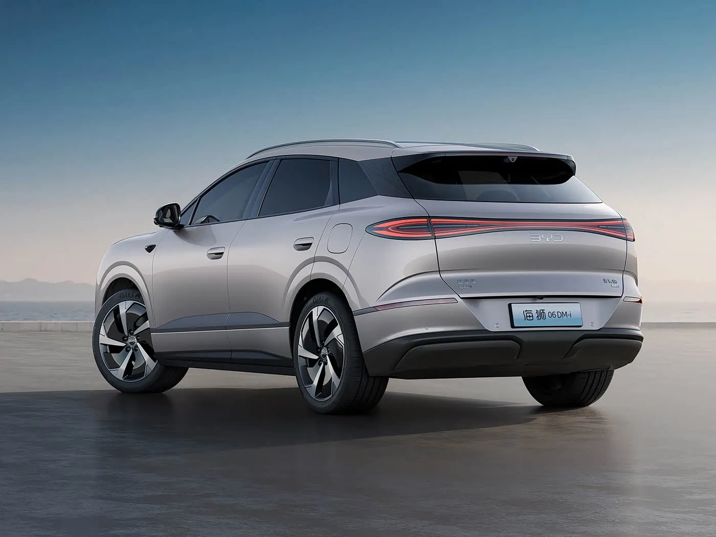 SUV compatto BYD Sea Lion 06 Dual-Power (EV/DM-i) – Autonomia EV 520-605 km/Autonomia DM-i 1.092 km e DiPilot L2