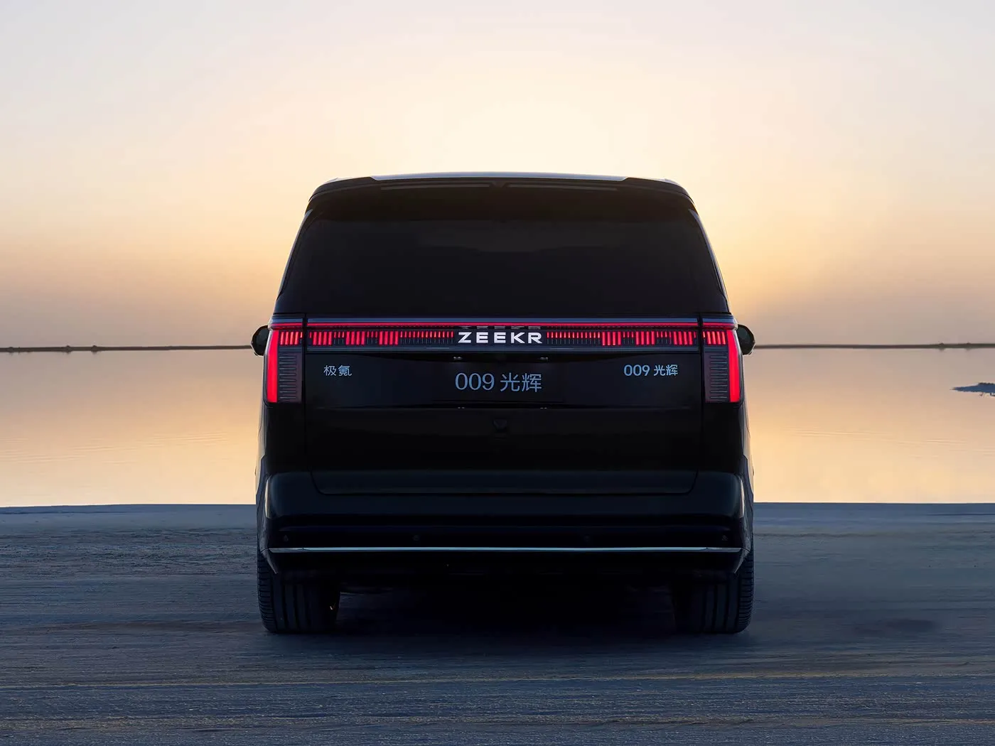 ZEEKR 009 Lusso grande monovolume Nuova energia elettrica pura Limousine a lungo raggio ad alto profilo Auto elettrica ultra-lussuosa al litio