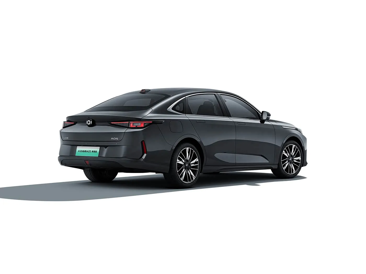 Changan Qiyuan A05 Veicolo EV compatto a nuova energia con motore EV ibrido a ricarica rapida, sterzo a sinistra