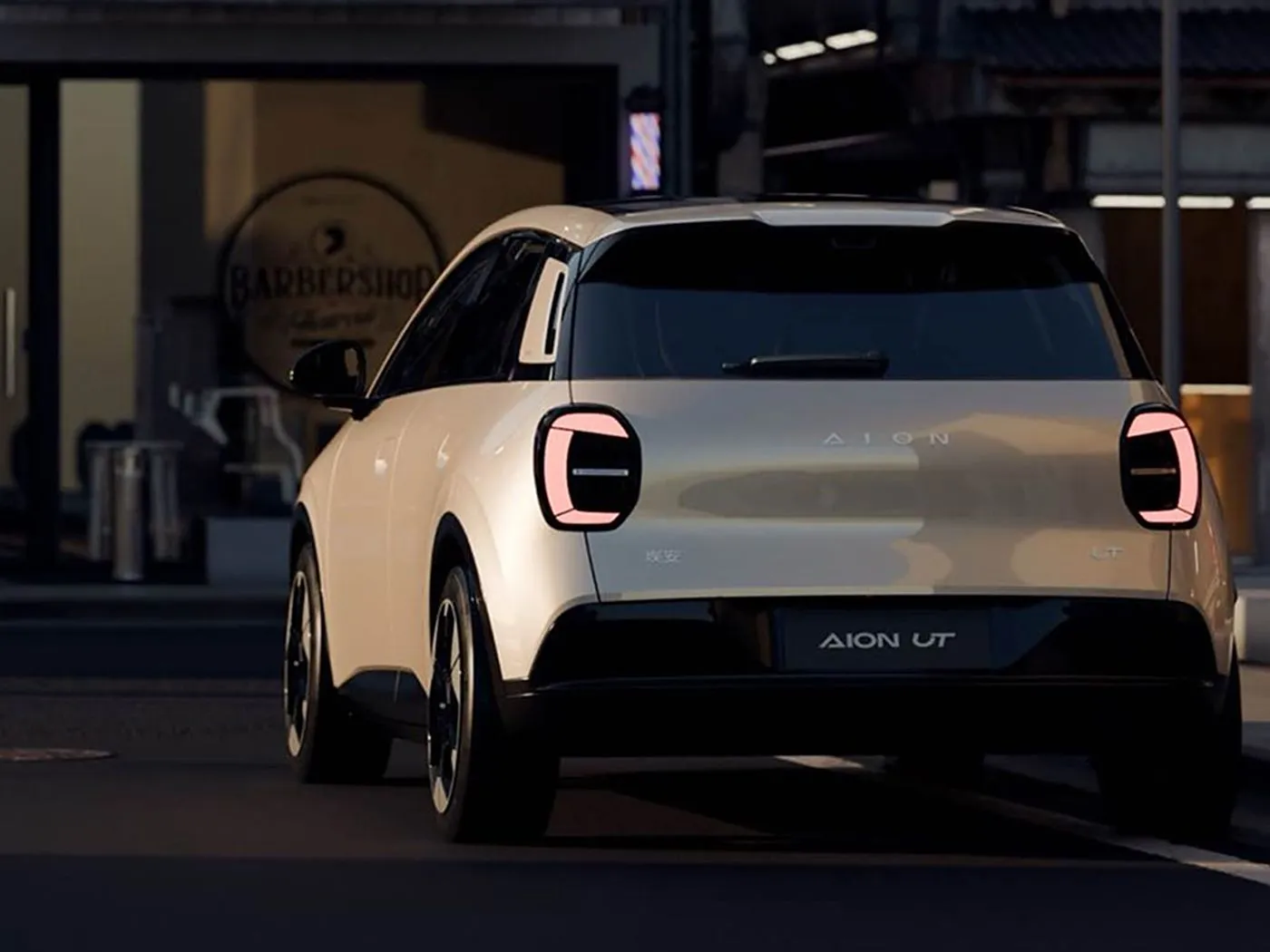 New Energy Pure Electric Mini Hatchback AION UT Vendita calda EV ibrido al litio dalla joint venture GAC Prezzo basso