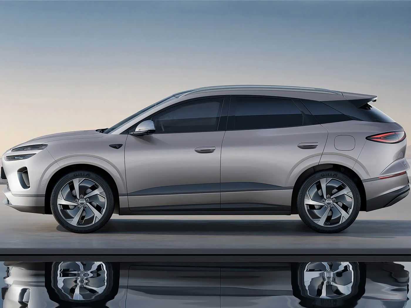 SUV compatto BYD Sea Lion 06 Dual-Power (EV/DM-i) – Autonomia EV 520-605 km/Autonomia DM-i 1.092 km e DiPilot L2