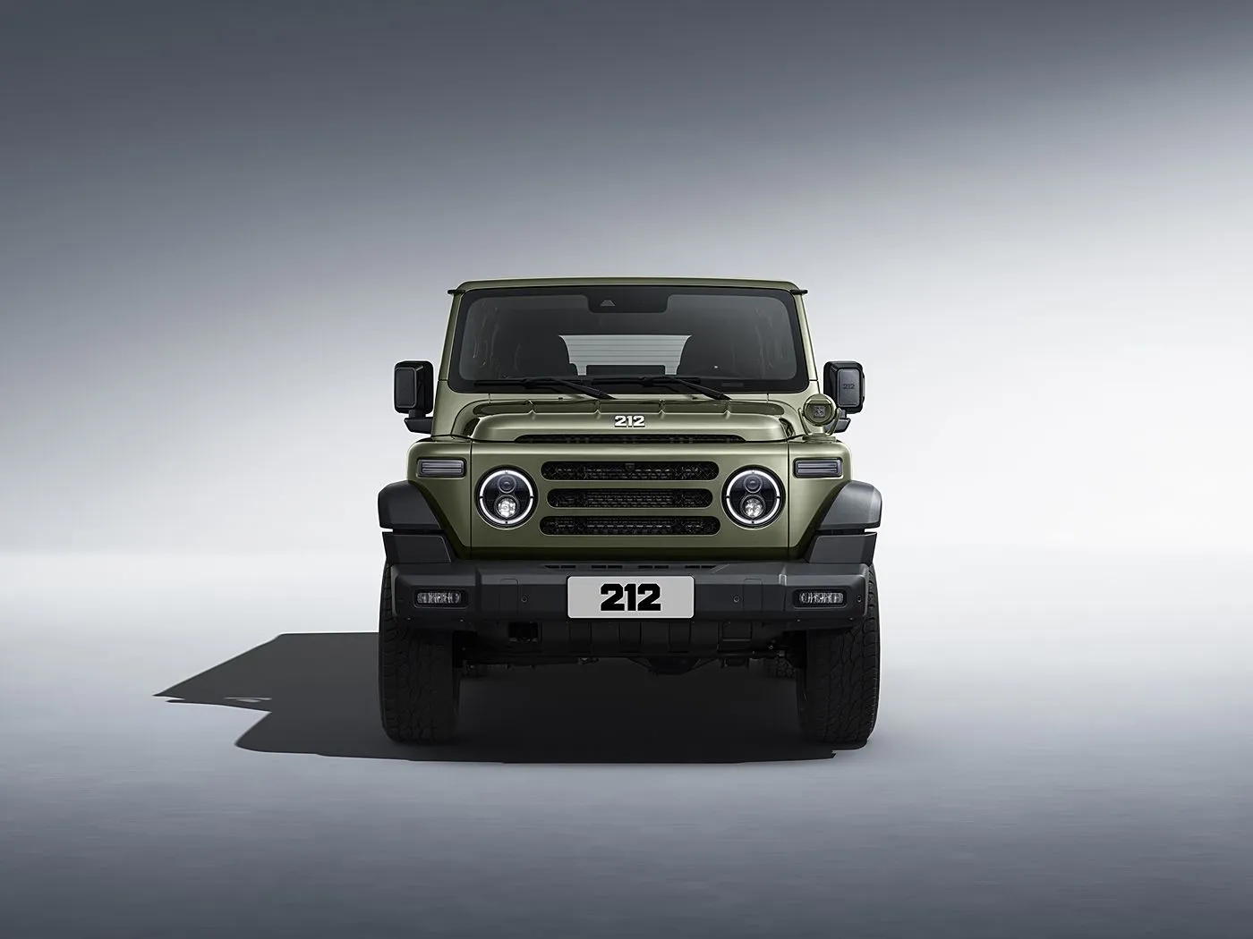 2025 BAIC 212 T01 Robusto SUV compatto 4WD Benzina/Diesel 8AT e interni in pelle Volante in pelle riscaldato Passo lungo