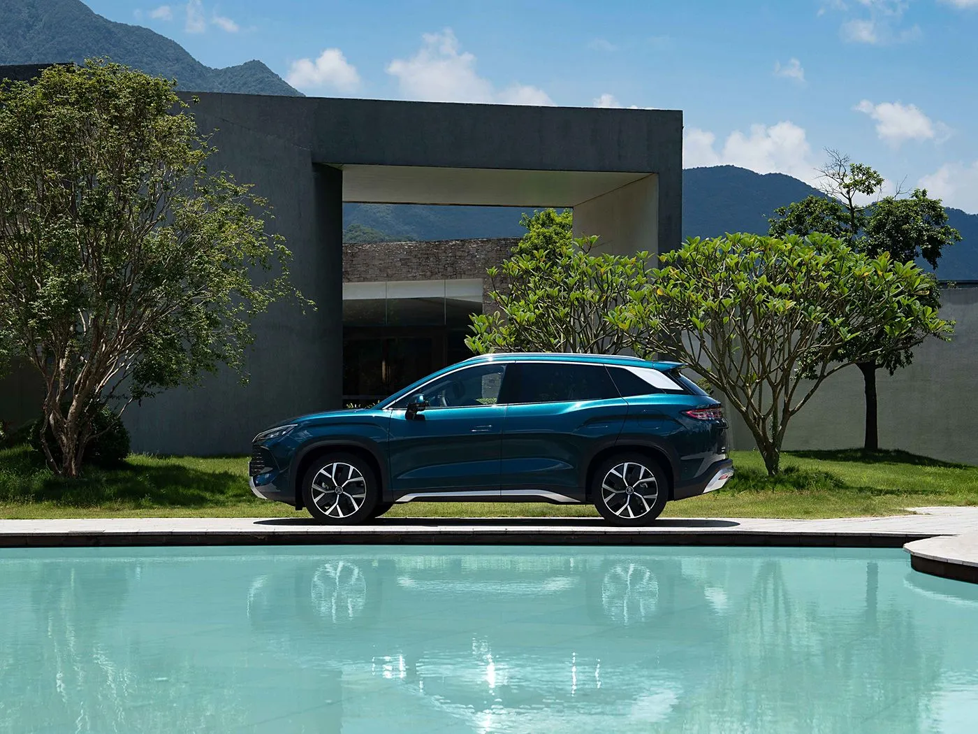 BYD Song L DM-i SUV PHEV compatto Veicolo a nuova energia ad alta velocità e a lungo raggio DiPilot 2.0 Sedili riscaldati Telecamera panoramica a 360°