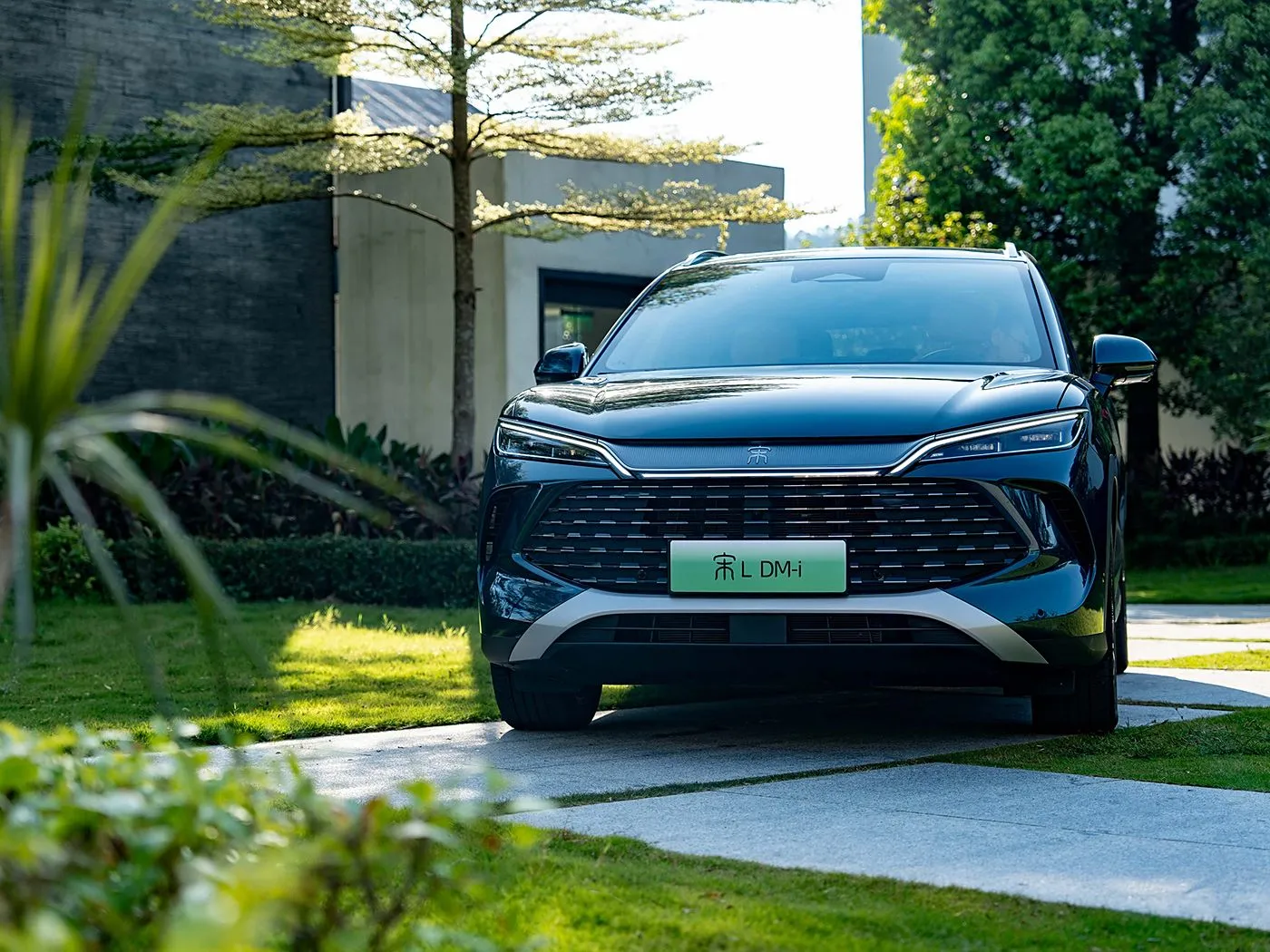 BYD Song L DM-i SUV PHEV compatto Veicolo a nuova energia ad alta velocità e a lungo raggio DiPilot 2.0 Sedili riscaldati Telecamera panoramica a 360°