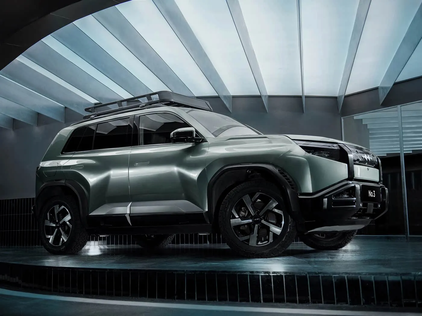 SUV compatto elettrico BYD Equation Leopard Titanium 3 con autonomia CLTC di 501 km, ADAS L2 e prestazioni AWD/RWD, 4 porte e 5 posti e Cruise Control a tutta velocità