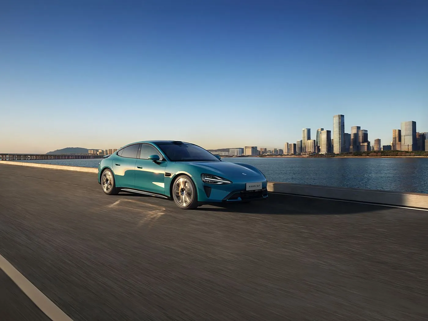 VENDITA CALDA XIAOMI SU7 VEICOLO A MOTORE ELETTRICO EV Sedan lungo Range Wheelbase 5 posti Schermo pollici