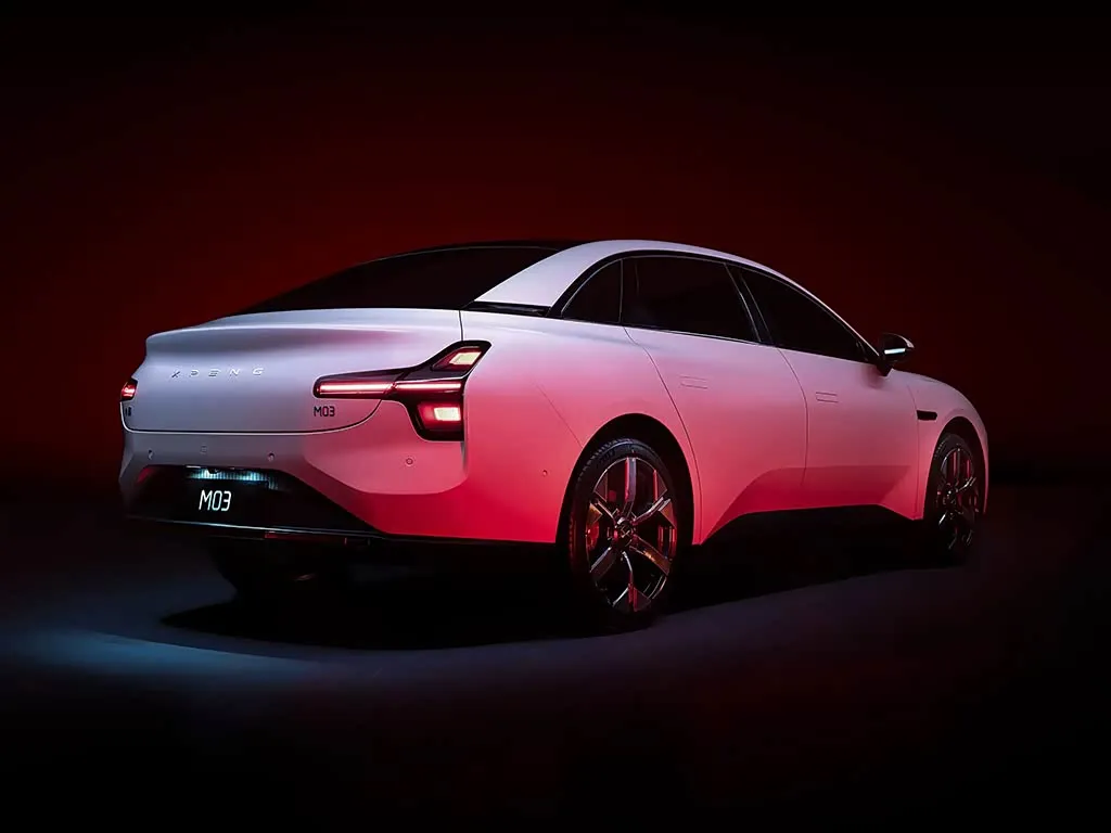 Xiaopeng 2025 Mona M03 Berlina elettrica a lungo raggio 515 km Veicolo a nuova energia SUV e Hatchback EV Batteria al litio