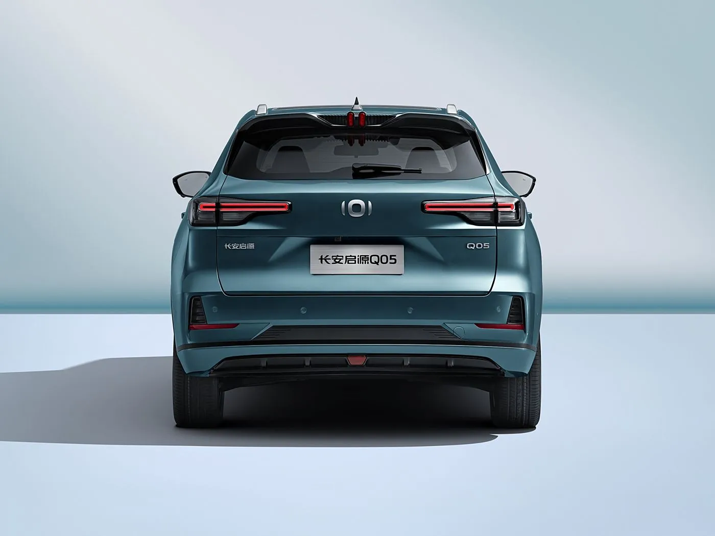 Changan NEVO Q05 SUV ibrido elettrico a lungo raggio Cambio automatico 5 porte 5 posti Interni in pelle Sinistra