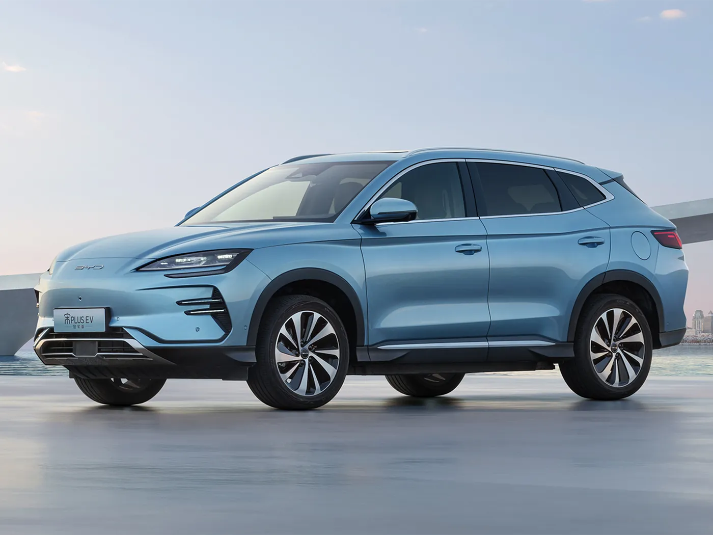 SUV BYD Song Plus AWD automatico con telecamera posteriore Sedili in pelle Carburante ibrido Sterzo a sinistra