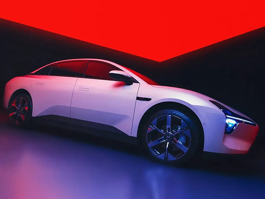 Xiaopeng 2025 Mona M03 Berlina elettrica a lungo raggio 515 km Veicolo a nuova energia SUV e Hatchback EV Batteria al litio