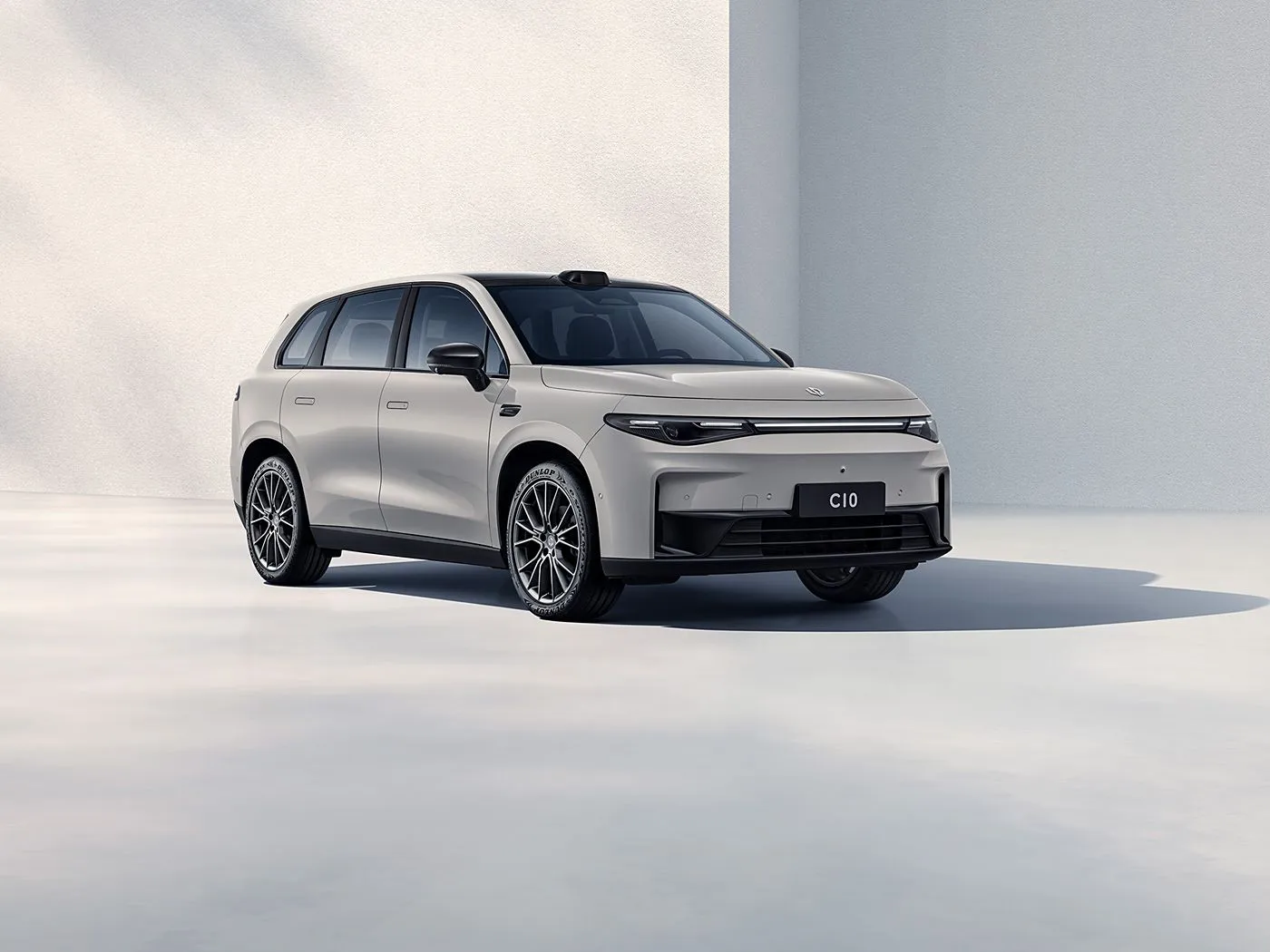 LEAPMOTOR C10 SUV elettrico ibrido ad alta velocità 4WD con autonomia di 170 km Veicolo di nuova energia dalla Cina