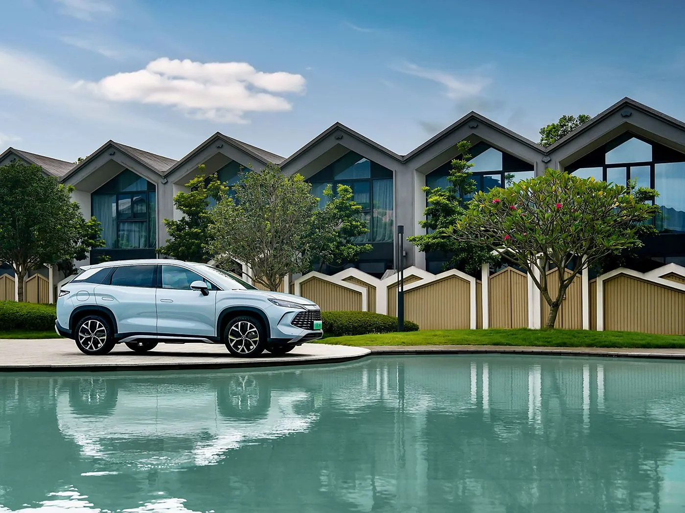 BYD Song L DM-i SUV PHEV compatto Veicolo a nuova energia ad alta velocità e a lungo raggio DiPilot 2.0 Sedili riscaldati Telecamera panoramica a 360°