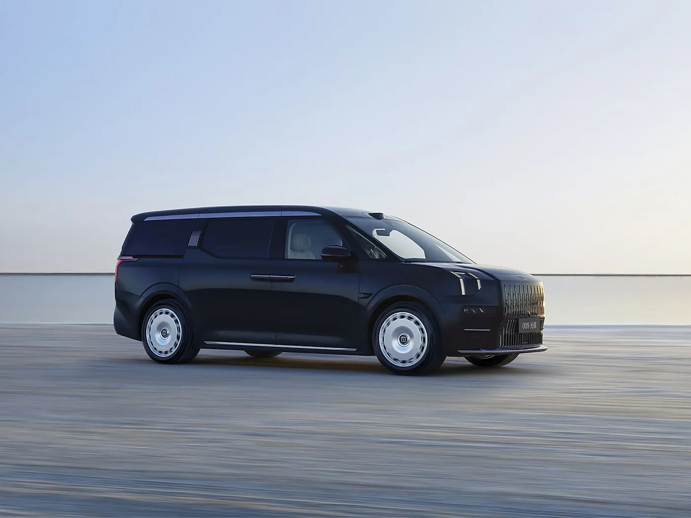 ZEEKR 009 Lusso grande monovolume Nuova energia elettrica pura Limousine a lungo raggio ad alto profilo Auto elettrica ultra-lussuosa al litio