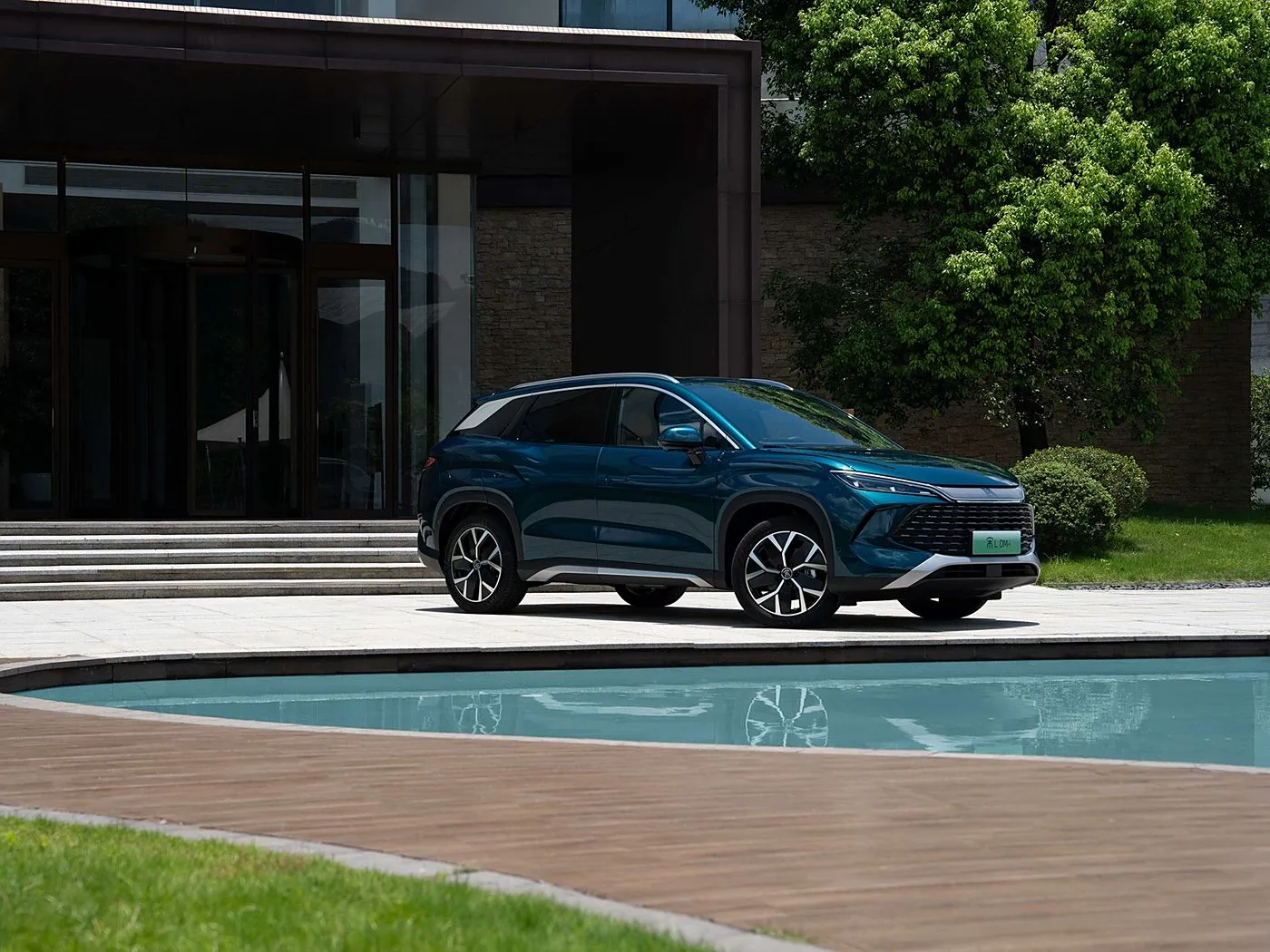 BYD Song L DM-i SUV PHEV compatto Veicolo a nuova energia ad alta velocità e a lungo raggio DiPilot 2.0 Sedili riscaldati Telecamera panoramica a 360°