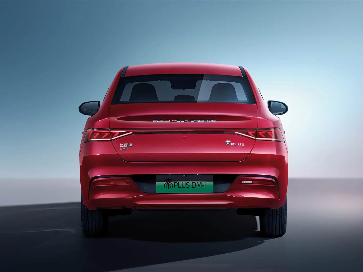 BYD Qing Plus SUV elettrico Auto ibrida Veicolo a nuova energia Motore EV potenziato Sterzo a sinistra Berlina ottimizzata per motori di ricerca