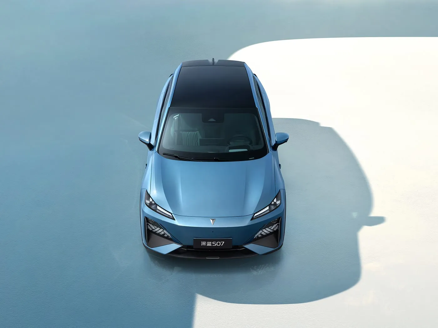 Deepal S07 veicolo di nuova energia SUV premium a portata estesa/EV a lungo raggio Passo 5 posti Schermo in pollici